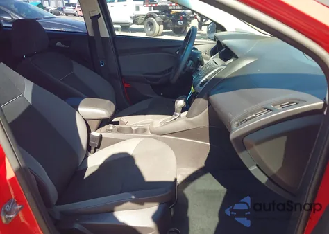 2013 Ford Focus Se z USA, uszkodzony, nr VIN 1FADP3K27DL278546